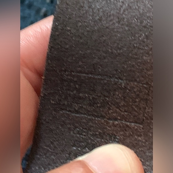 Fossil made in USA BELT GENUINE LEATHER 36” Center hole. Brass buckle unisex - Picture 7 of 8